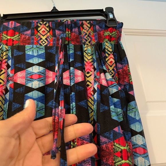 Fancy fans women's leggings colorful geometric design, size M / L (small runs) - Picture 3 of 10